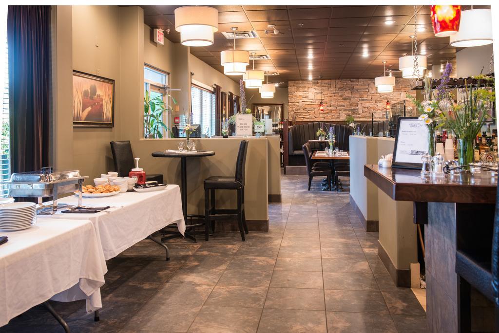 Hilltop Inn - Salmon Arm Eksteriør bilde
