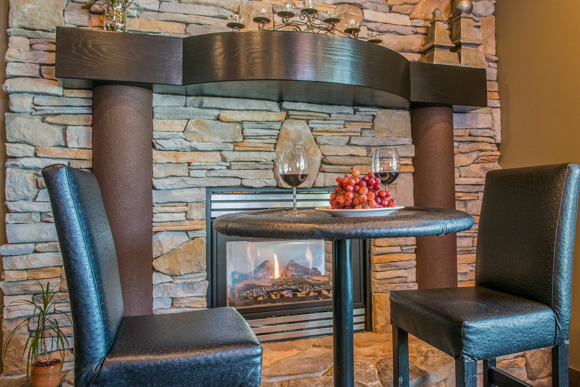 Hilltop Inn - Salmon Arm Eksteriør bilde