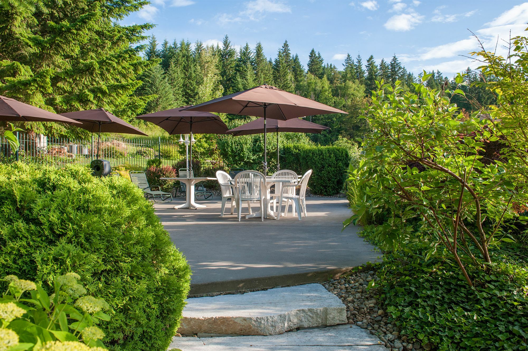 Hilltop Inn - Salmon Arm Eksteriør bilde