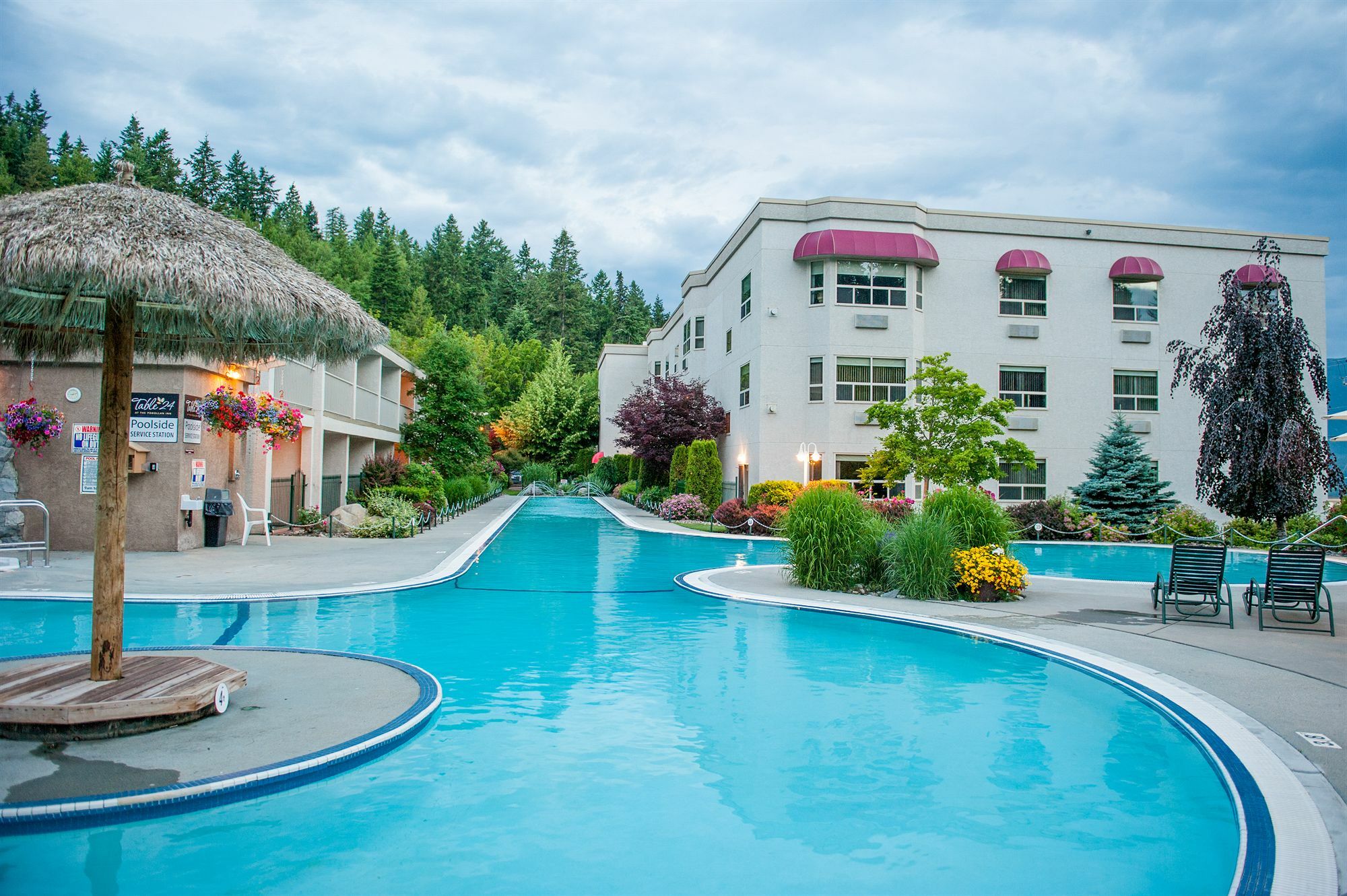 Hilltop Inn - Salmon Arm Eksteriør bilde
