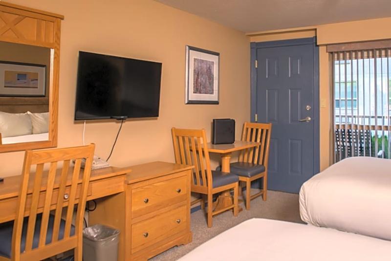 Hilltop Inn - Salmon Arm Eksteriør bilde